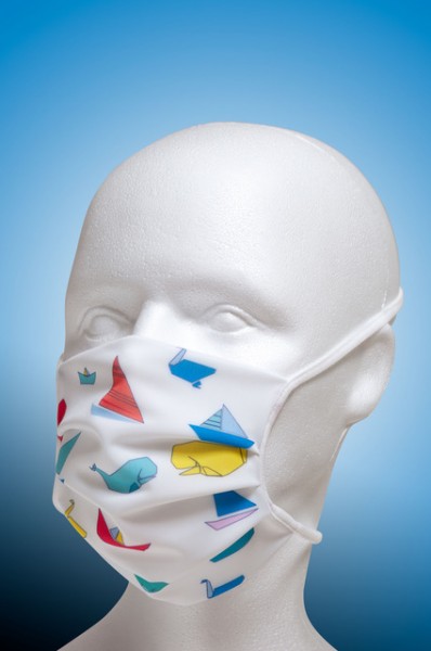 Mund-Nase-Maske Kinder mit Nasenbügel 2-lagig von Hyphen in der weiss bedruckt mit UPF 80